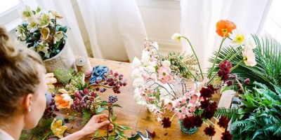 手残的我居然用插花装点了办公桌 惹得小伙伴纷纷来取