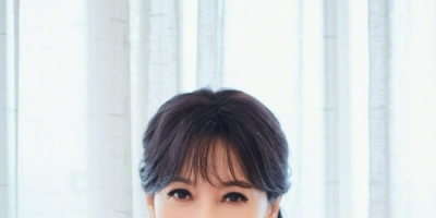 <b>66岁赵雅芝晒最新写真 状态好得看不出年纪</b>