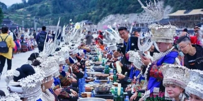 一年一度贵州苗年要来了 万人巡游芦笙舞长桌宴…