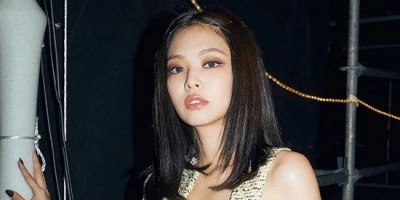 辣妹们的超短开衫，我先冲了