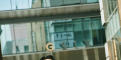好看的男生秋天出门怎么穿？一件外套造就氛围感帅哥