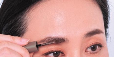 如何看起来更年轻？用化妆将烦恼的肌肤问题全部隐藏！妆容